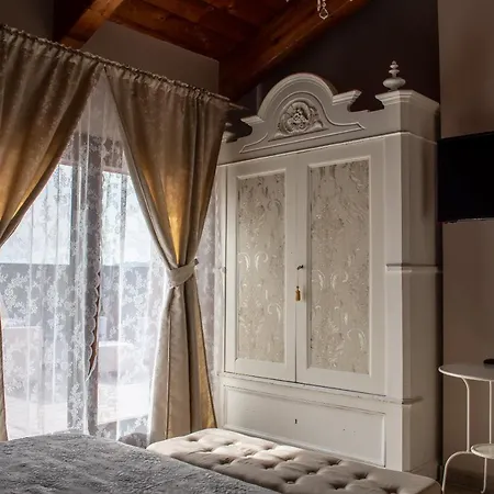 شقة Tenuta Del Falco Montescudo